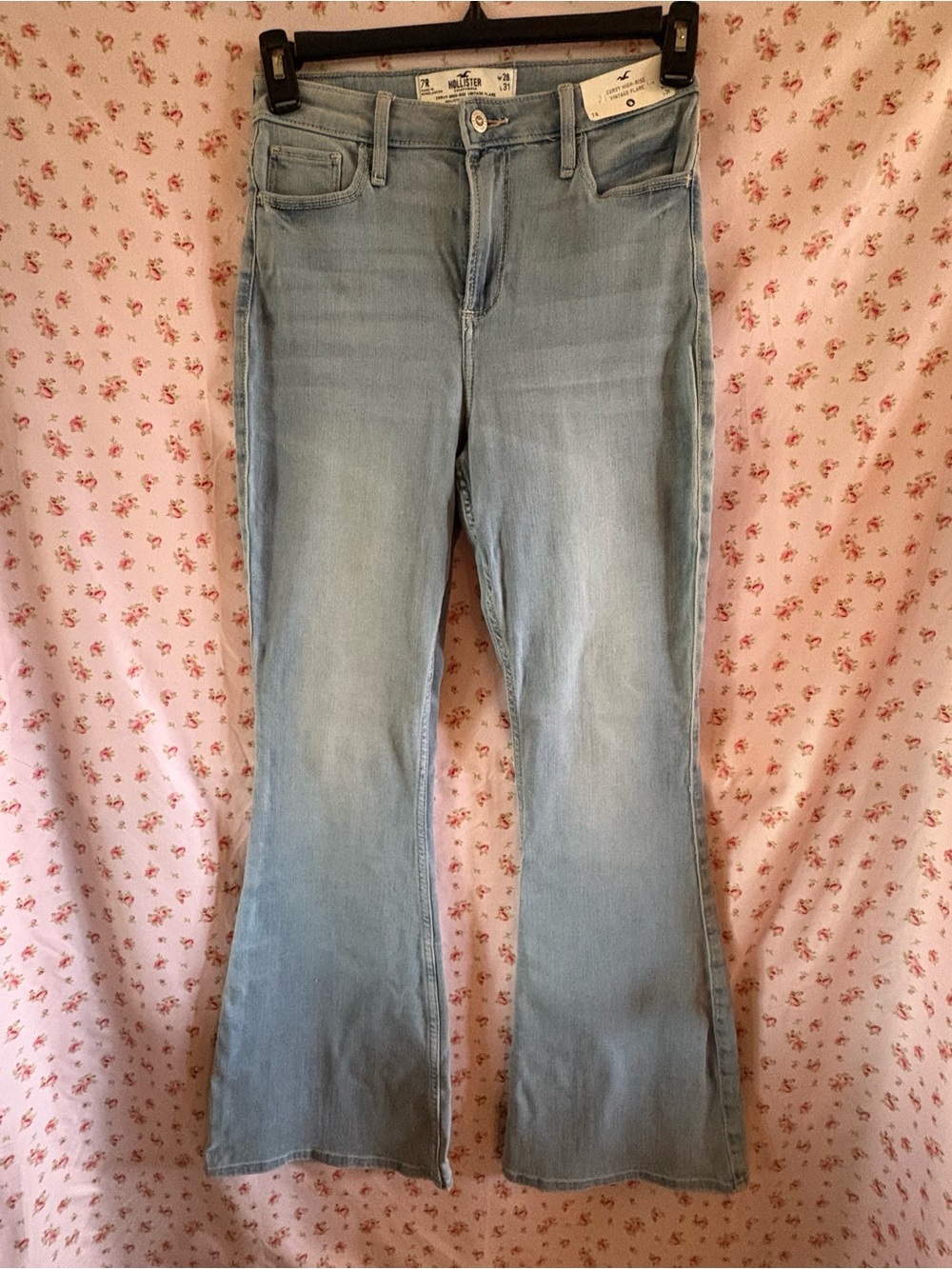 Hollister Curvy High-Rise Vintage Flare Jeans - Light Blue Wash size 7 regular